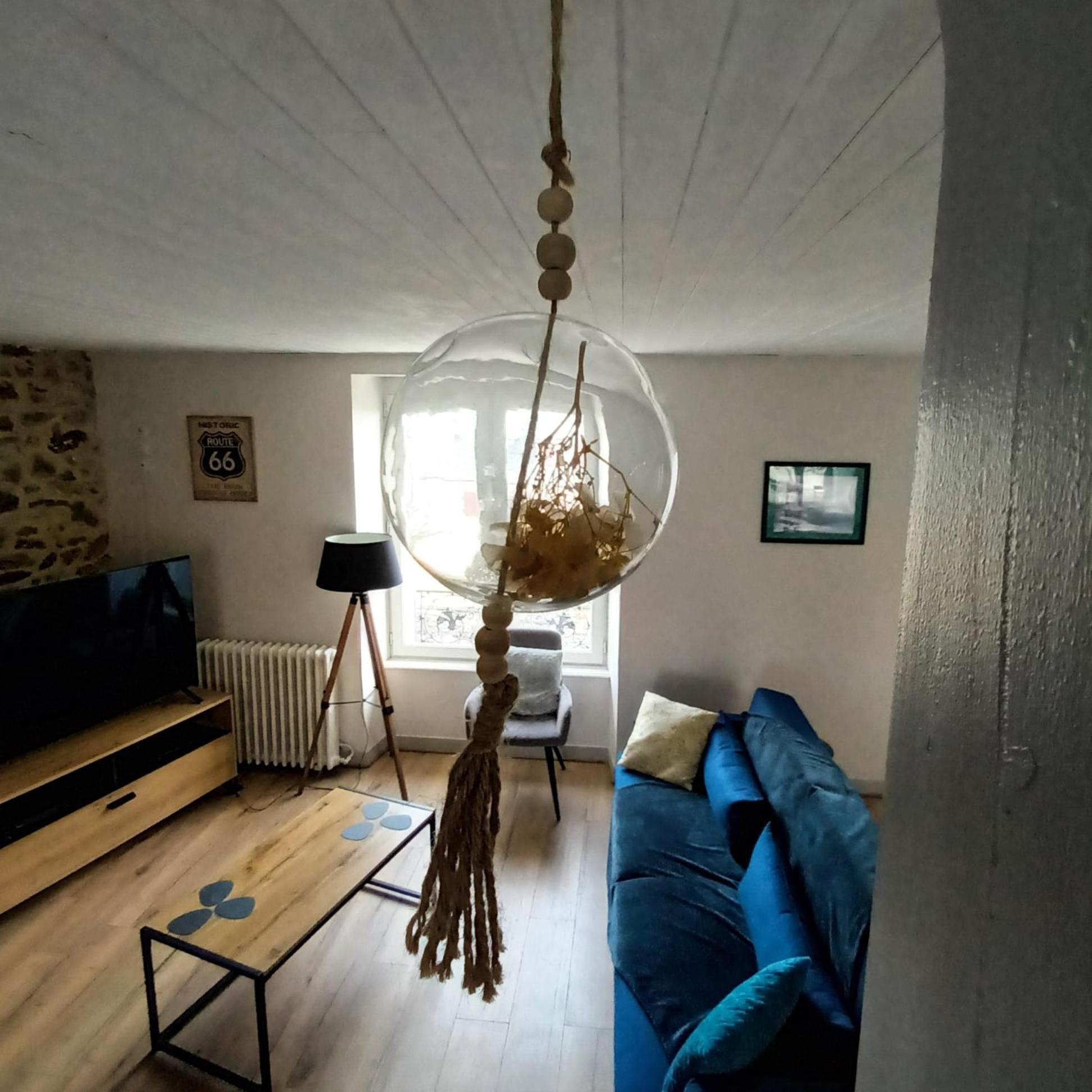 Le Miraillet, Gite Saint-Illide Экстерьер фото